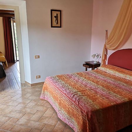 Agriturismo Vecchio Gelso Ortezzano Eksteriør billede