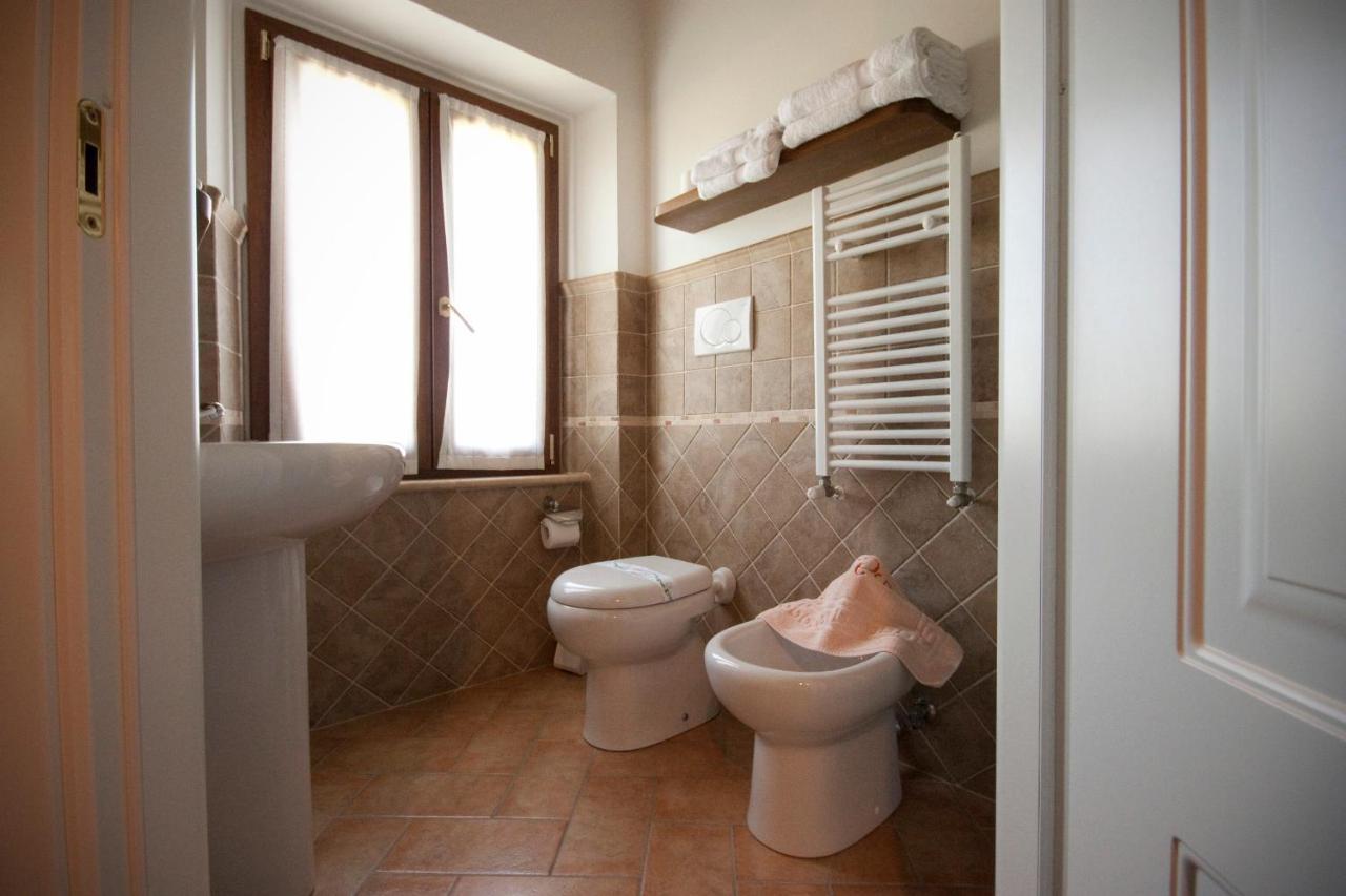 Agriturismo Vecchio Gelso Ortezzano Eksteriør billede