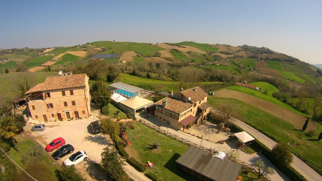 Agriturismo Vecchio Gelso Ortezzano Eksteriør billede