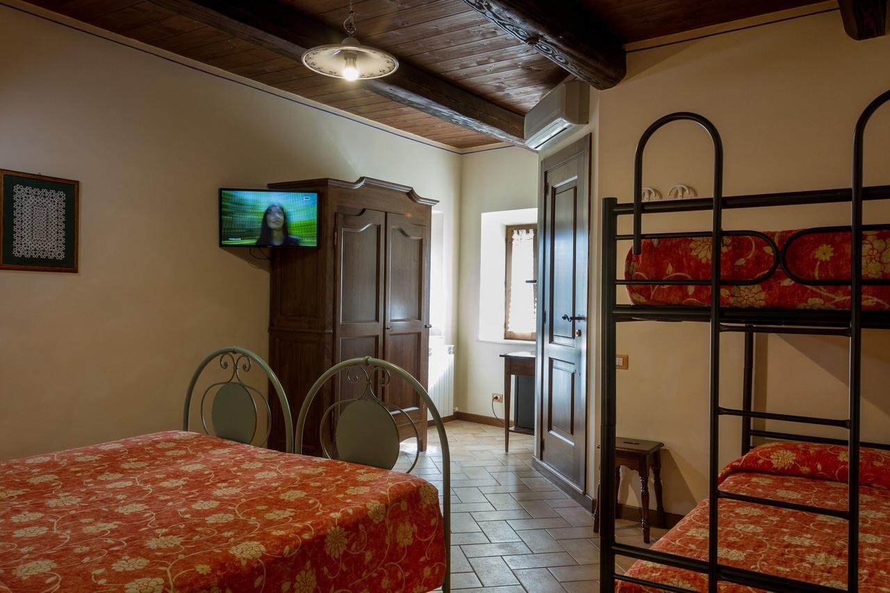 Agriturismo Vecchio Gelso Ortezzano Eksteriør billede