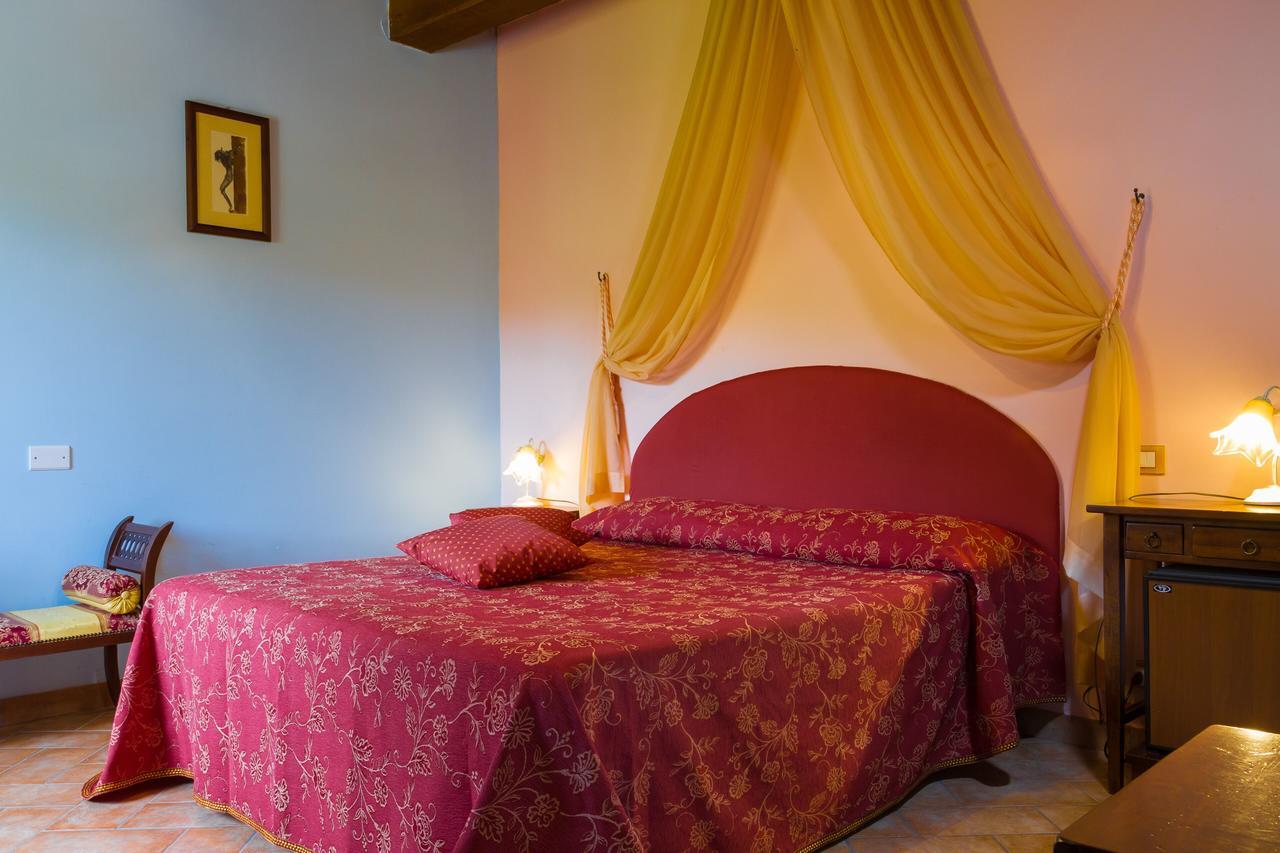 Agriturismo Vecchio Gelso Ortezzano Eksteriør billede